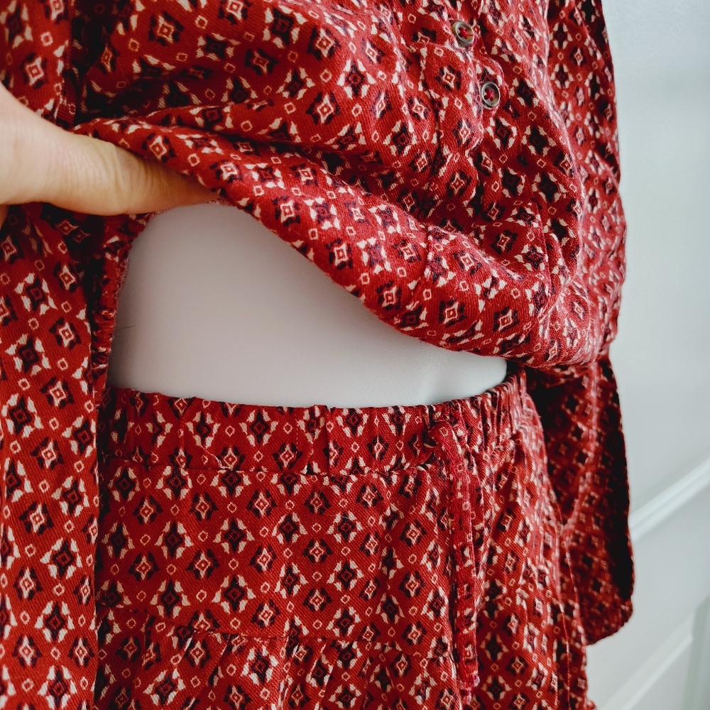 Patterned 2-Piece Set - Picture 5 of 7